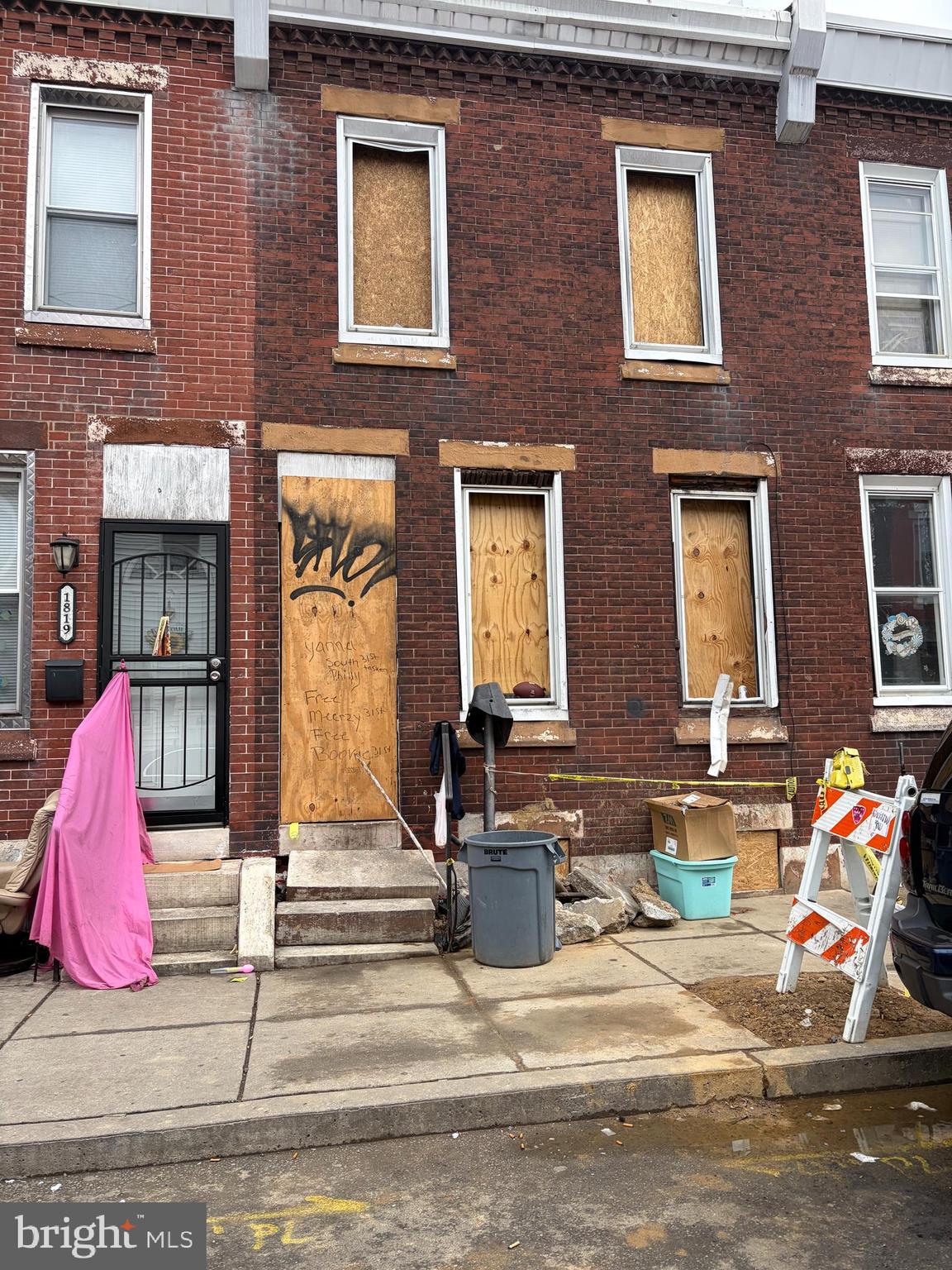 KENSINGTON - Residential