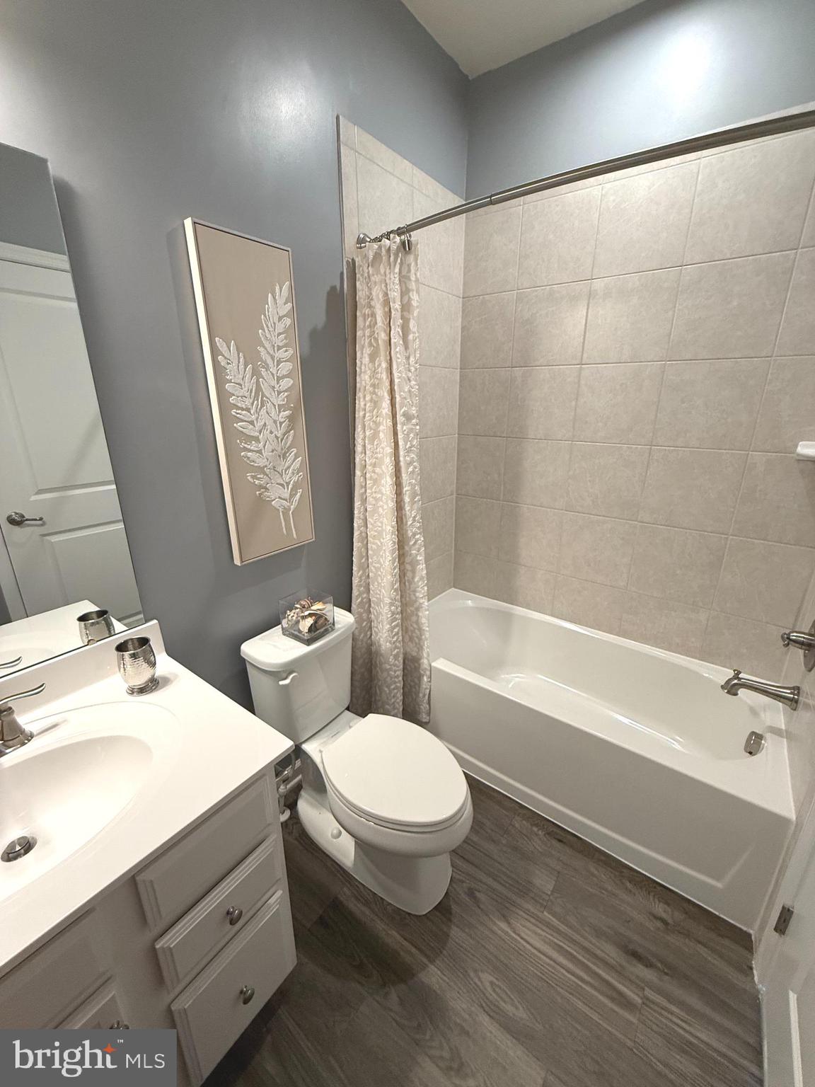 PARKSIDE - Residential