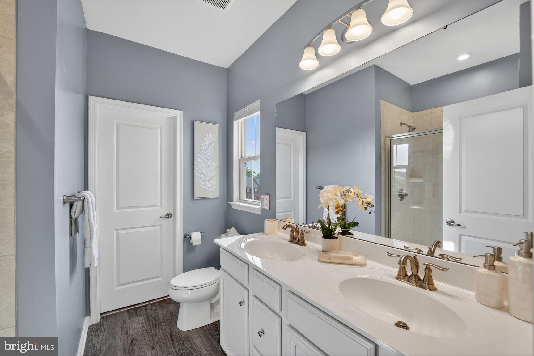 PARKSIDE - Residential
