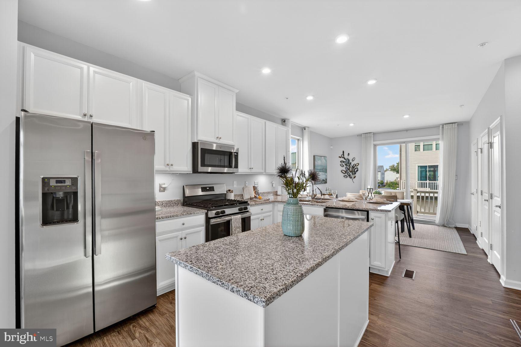 PARKSIDE - Residential