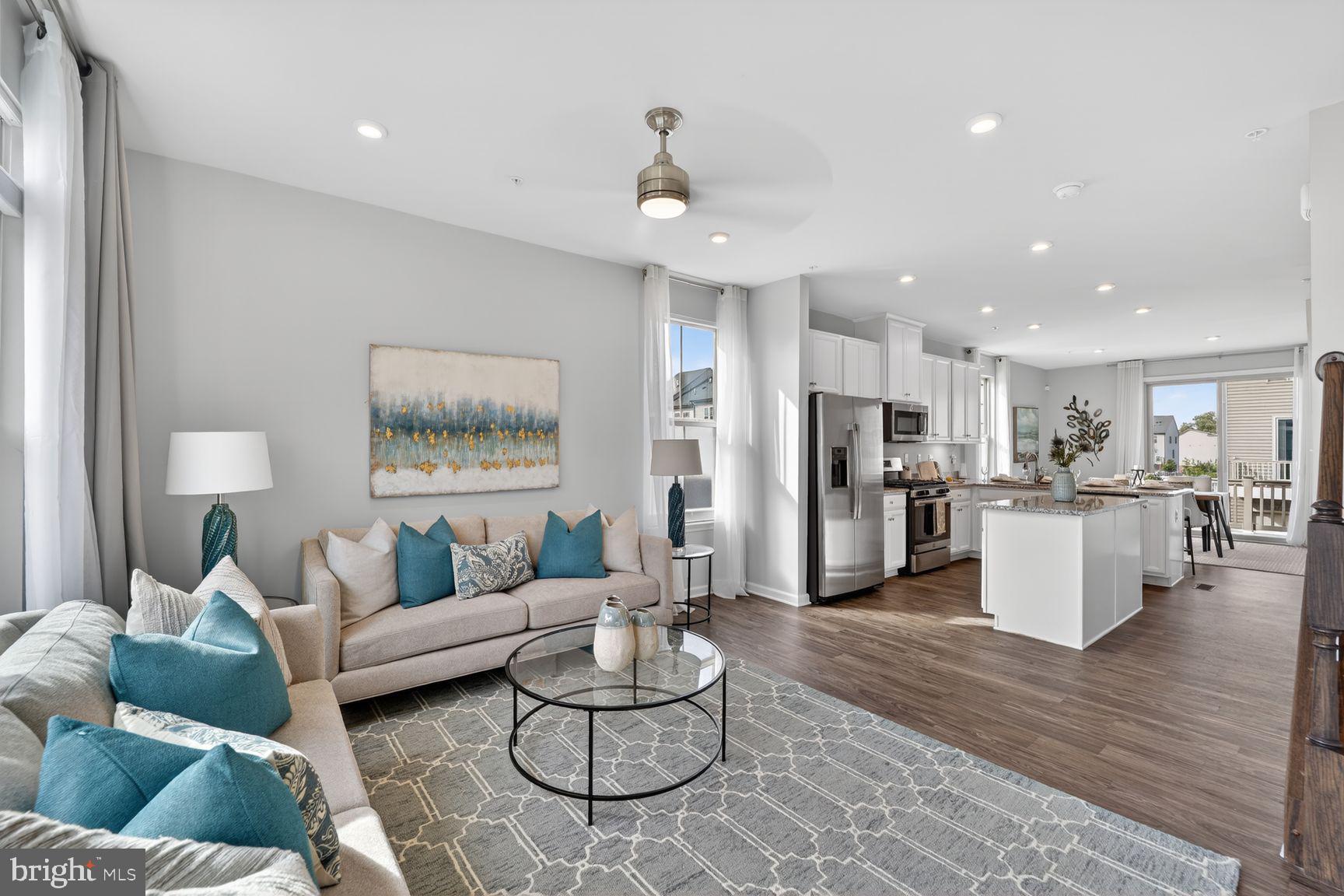 PARKSIDE - Residential