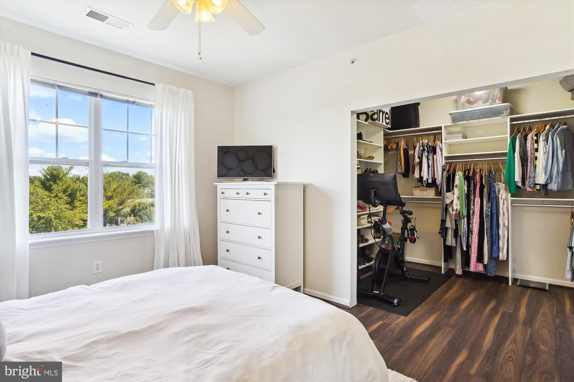 ASHMORE AT GERMANOWN COMMUNITY - Residential