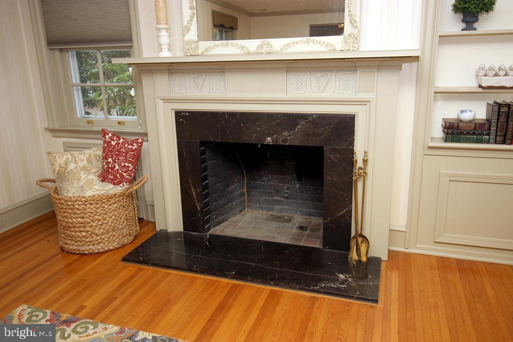 SCHOOL LANE HILLS - Residential