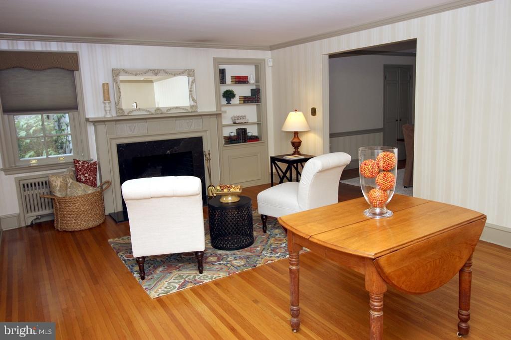 SCHOOL LANE HILLS - Residential