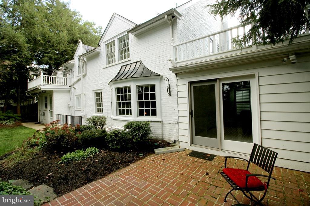 SCHOOL LANE HILLS - Residential