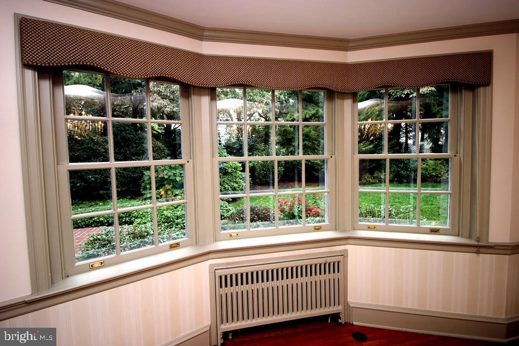 SCHOOL LANE HILLS - Residential