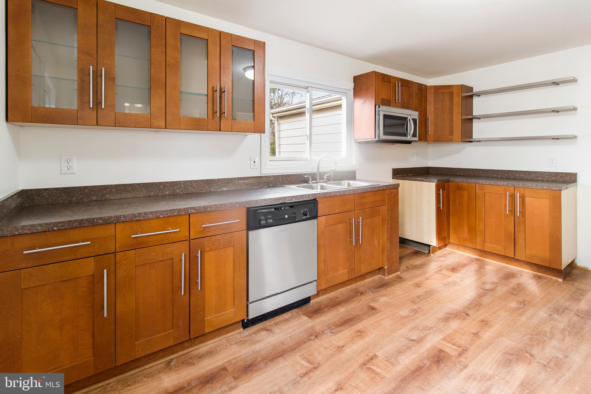 EDWARD ESTATES - Residential Lease