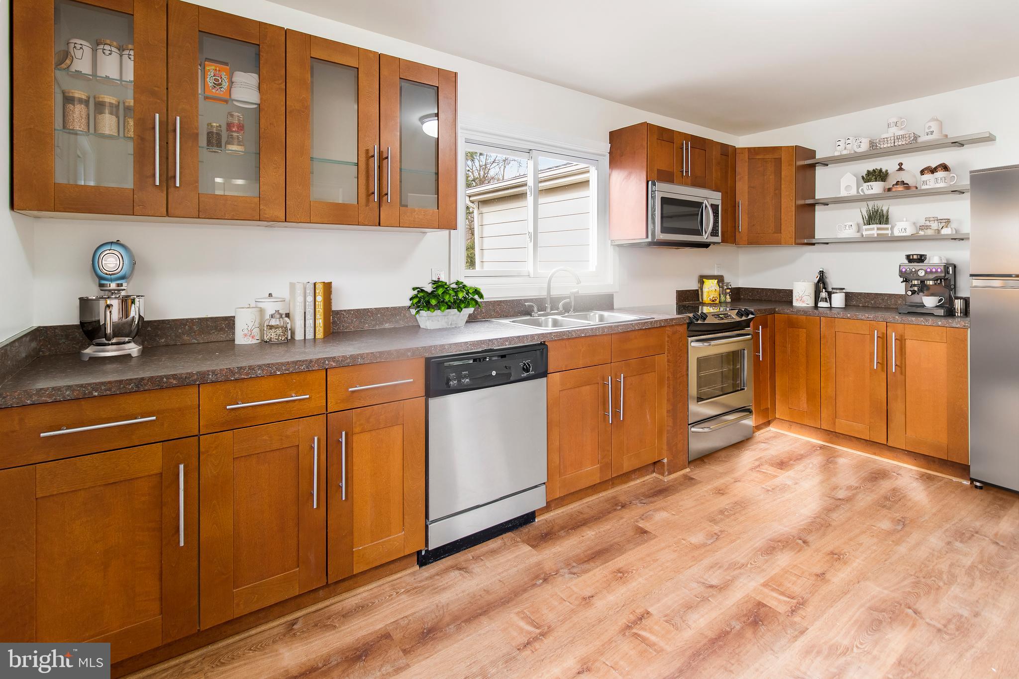 EDWARD ESTATES - Residential Lease