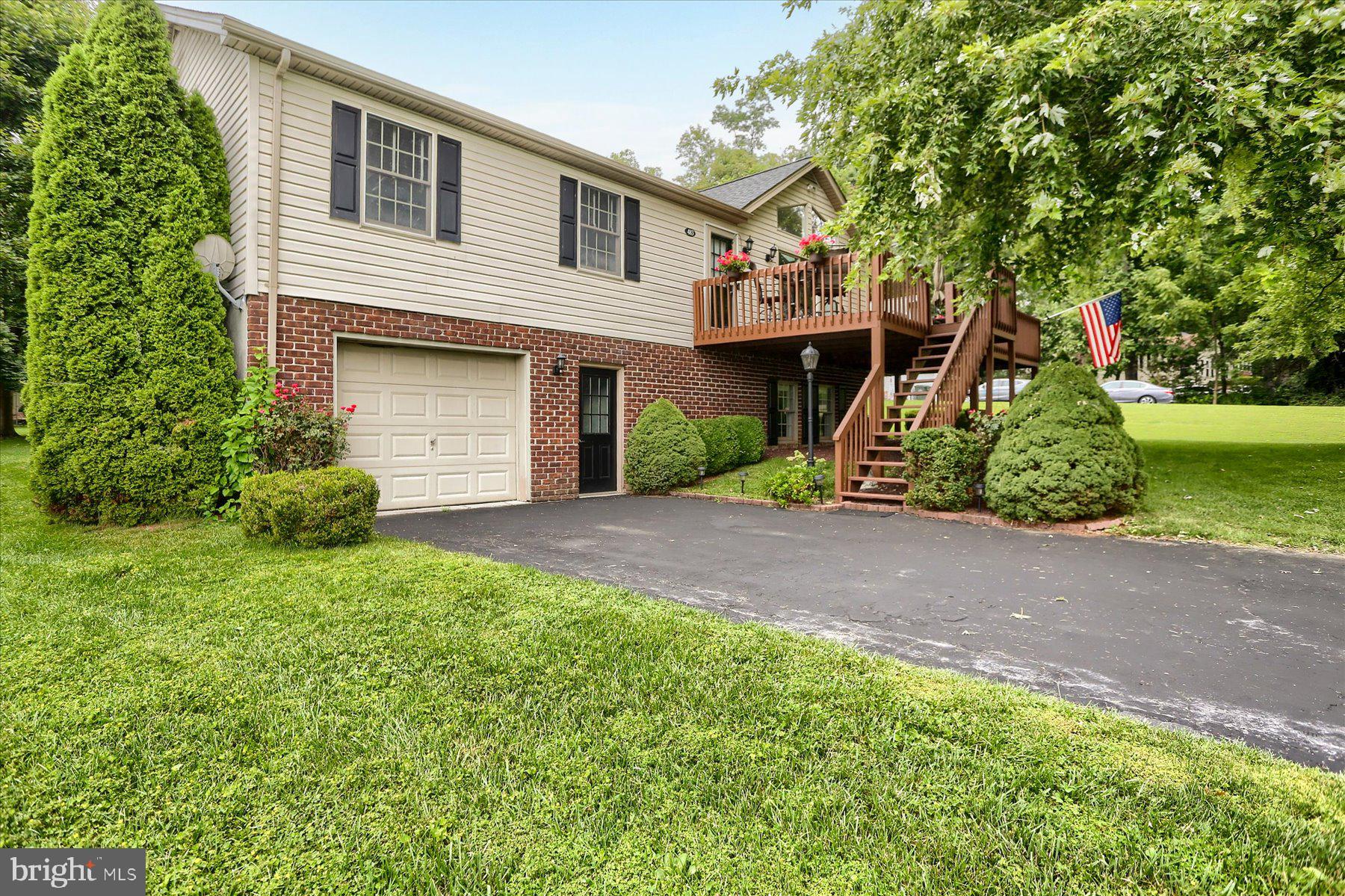 483 LAKE MEADE DRIVE