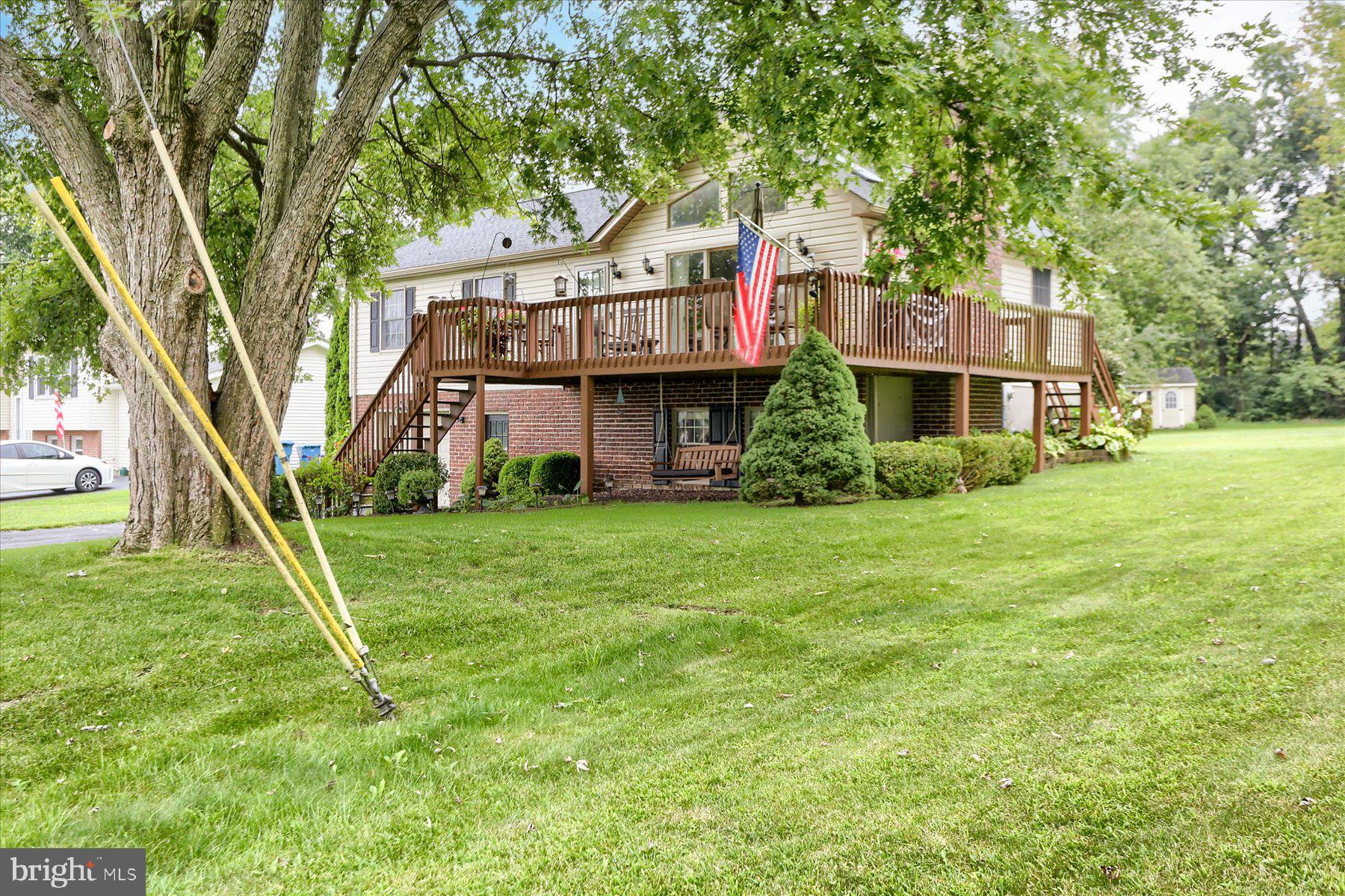 483 LAKE MEADE DRIVE