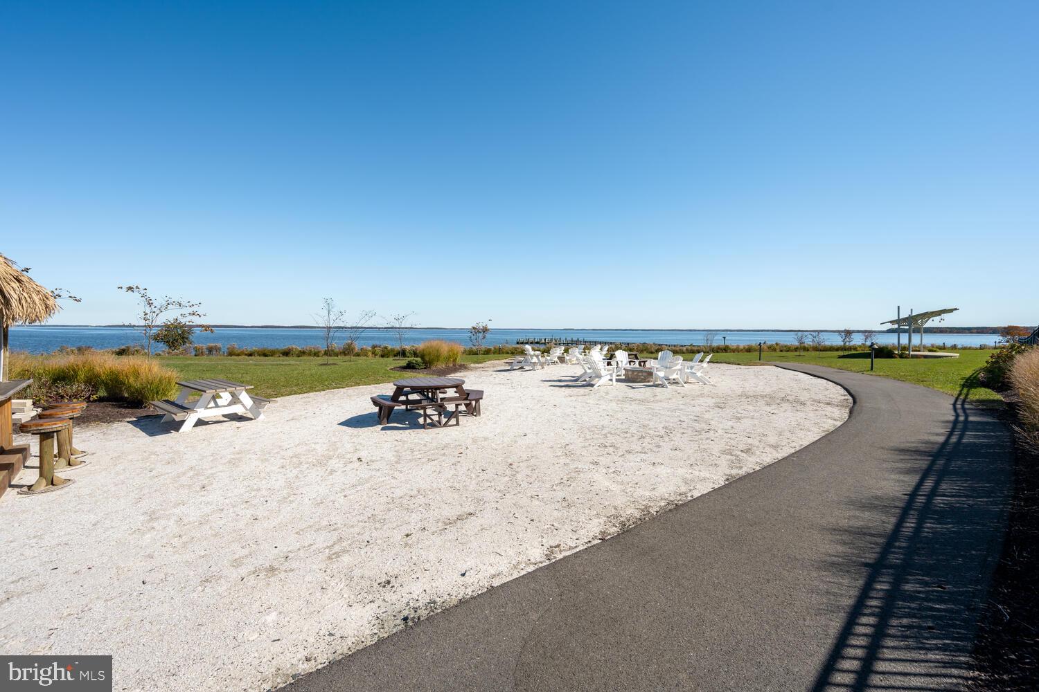 FOUR SEASONS AT KENT ISLAND - Residential