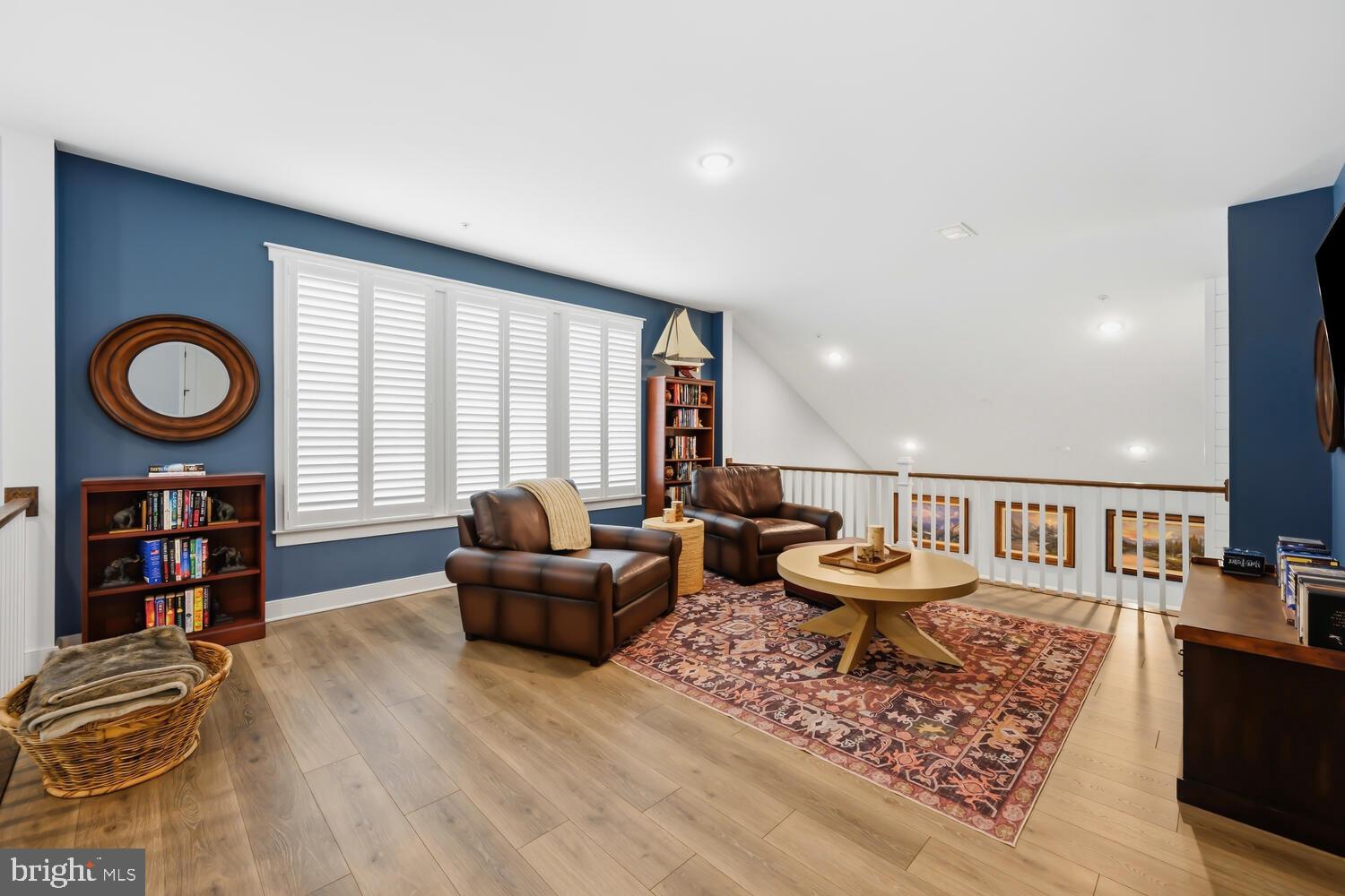 FOUR SEASONS AT KENT ISLAND - Residential