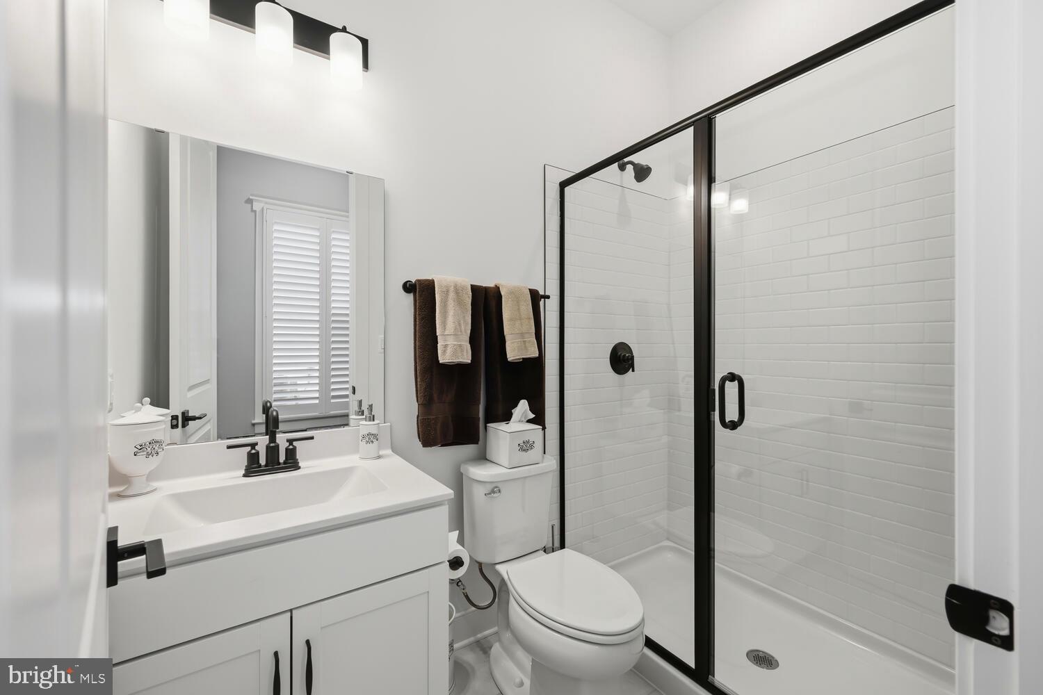 FOUR SEASONS AT KENT ISLAND - Residential