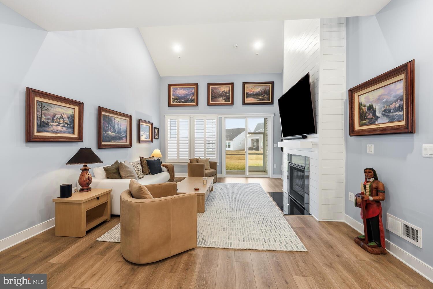 FOUR SEASONS AT KENT ISLAND - Residential