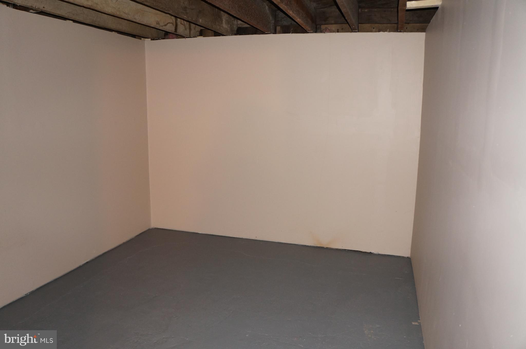 PINE TERRACE - Residential