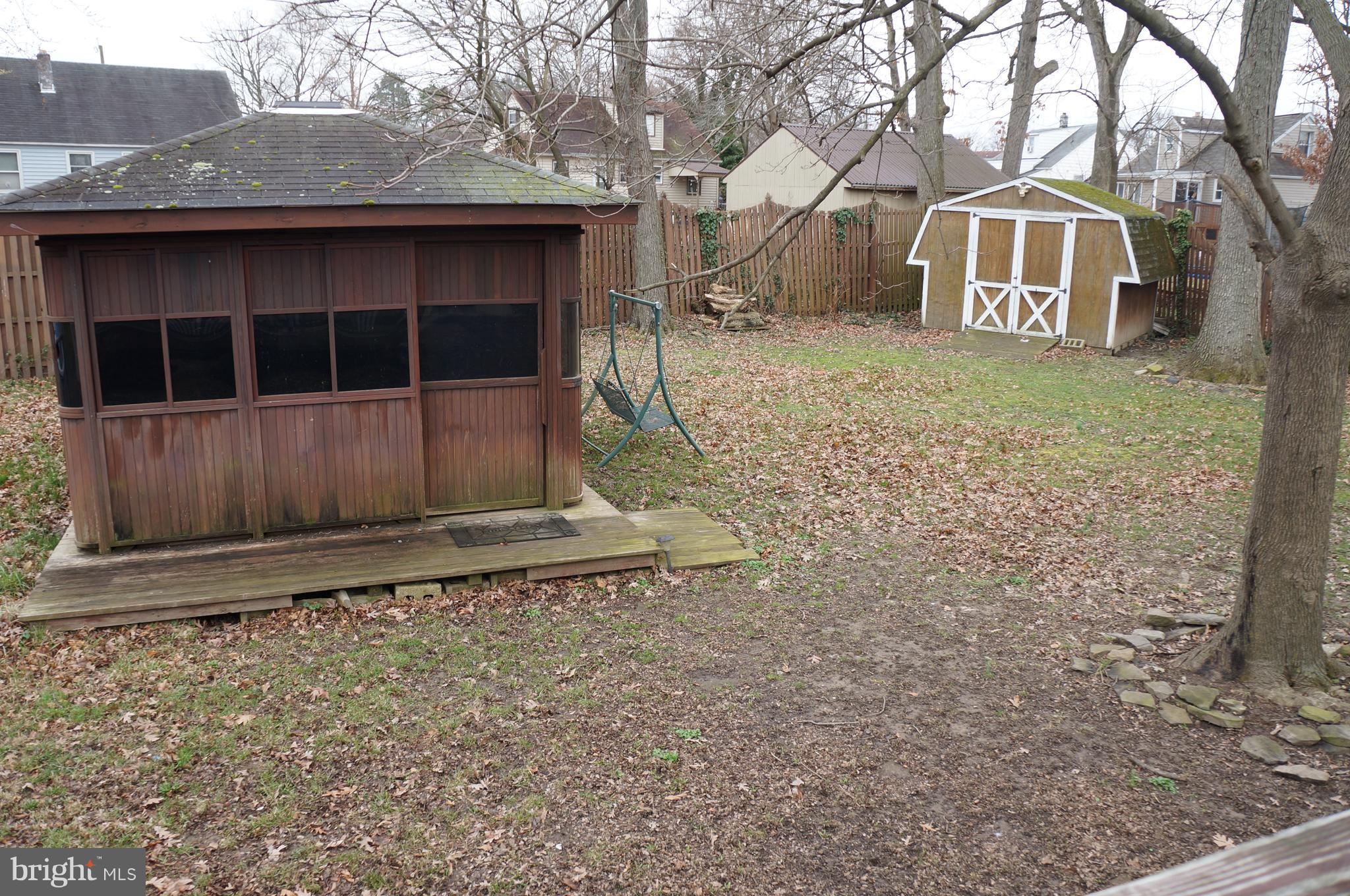 PINE TERRACE - Residential