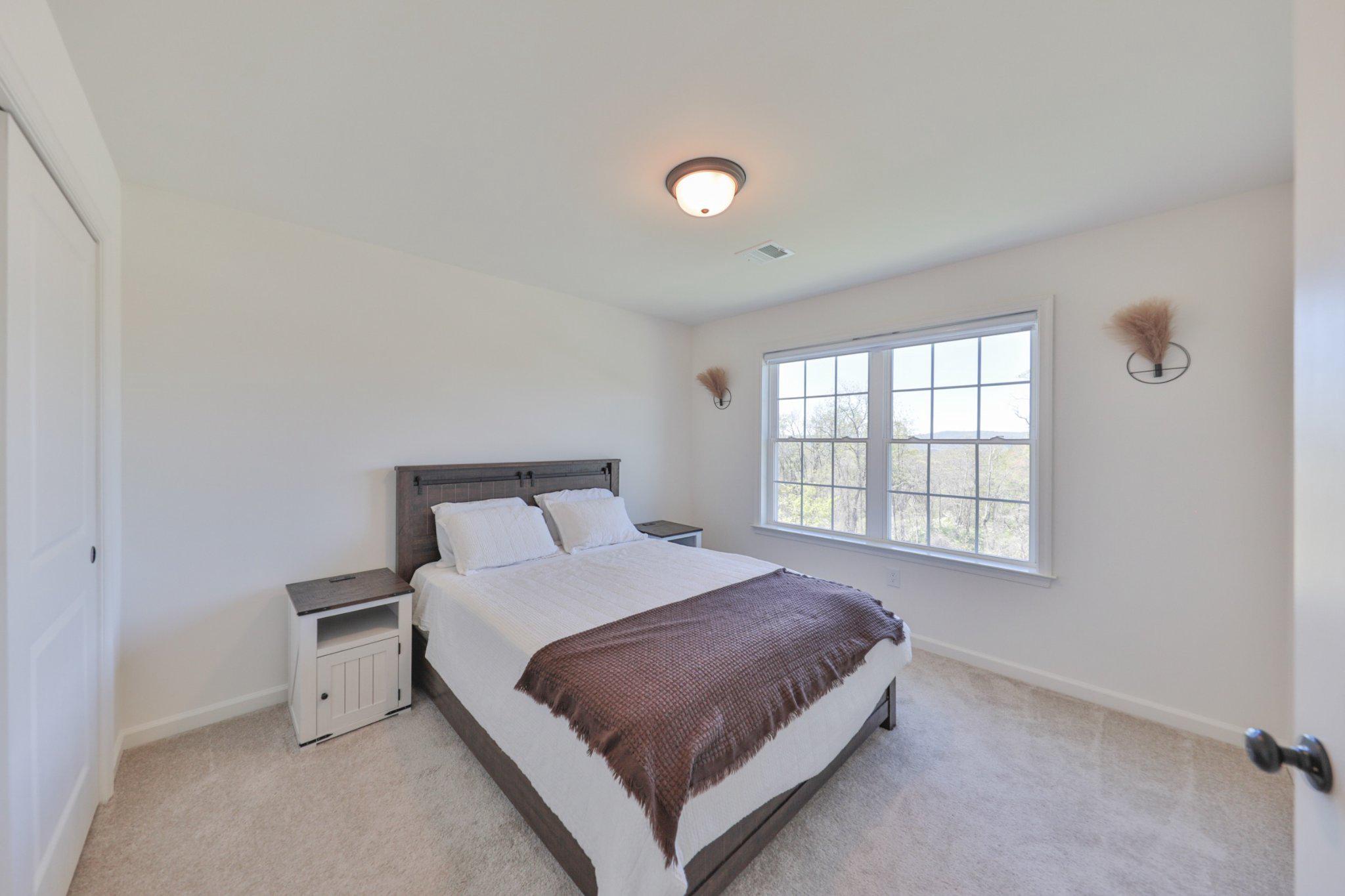 ESTATES AT SAUCON VALLEY - Residential