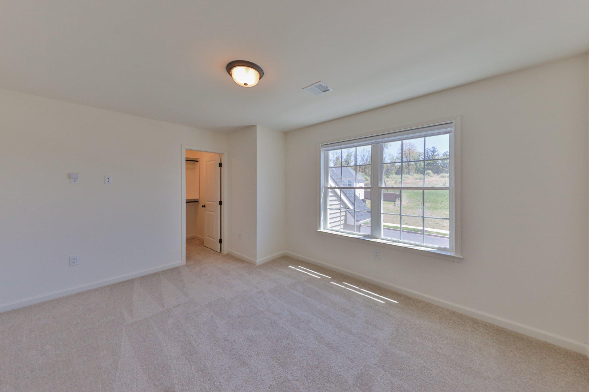 ESTATES AT SAUCON VALLEY - Residential