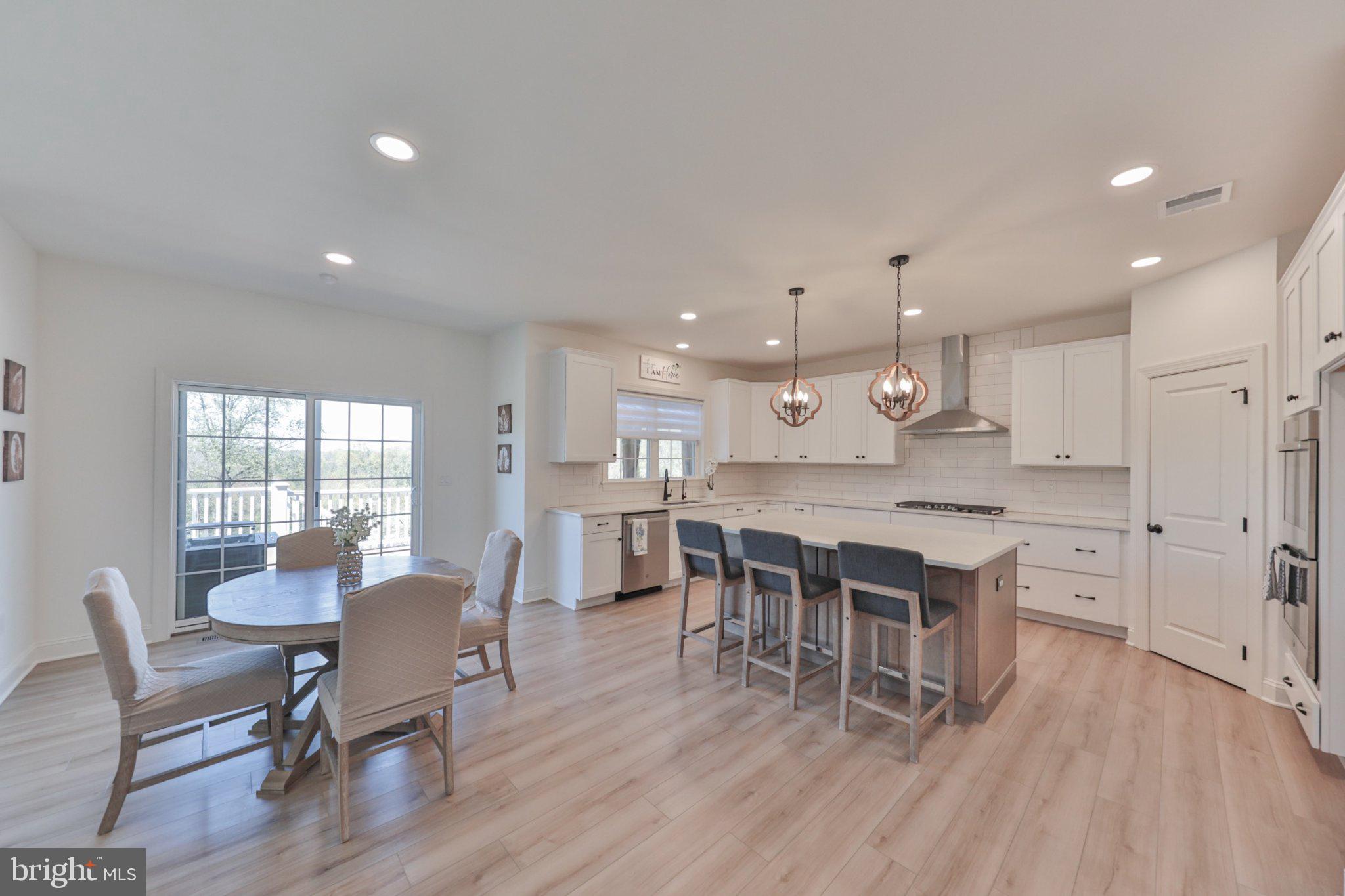 ESTATES AT SAUCON VALLEY - Residential