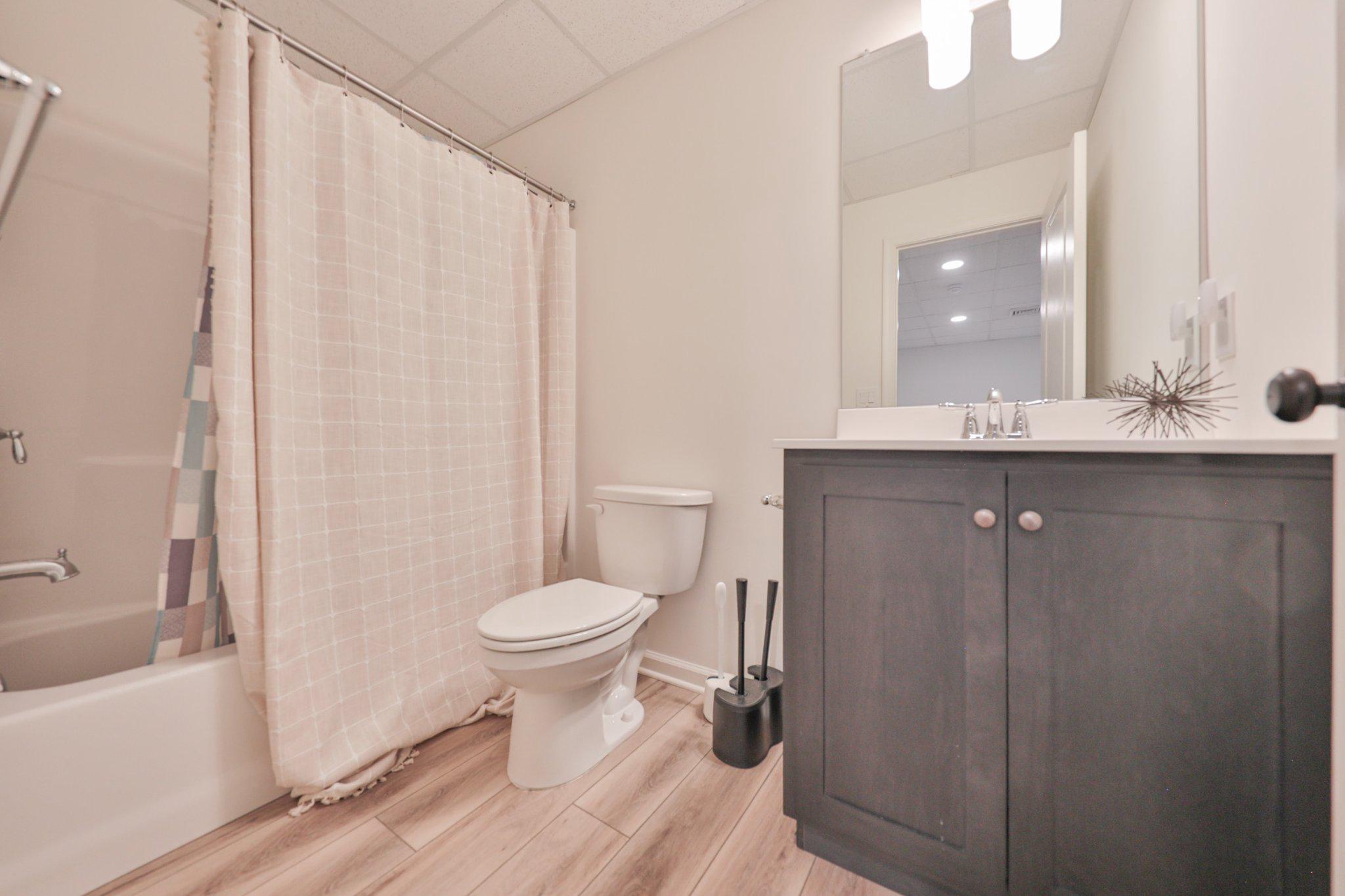 ESTATES AT SAUCON VALLEY - Residential