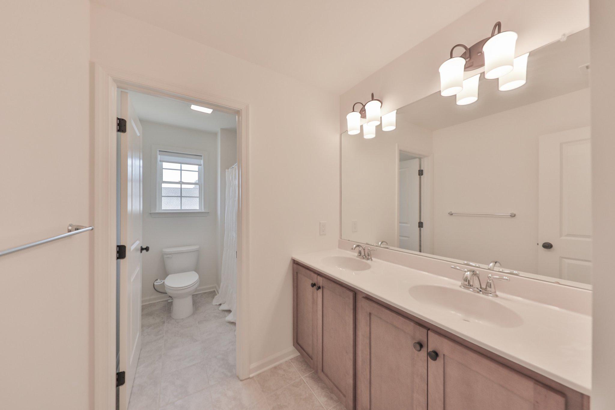 ESTATES AT SAUCON VALLEY - Residential