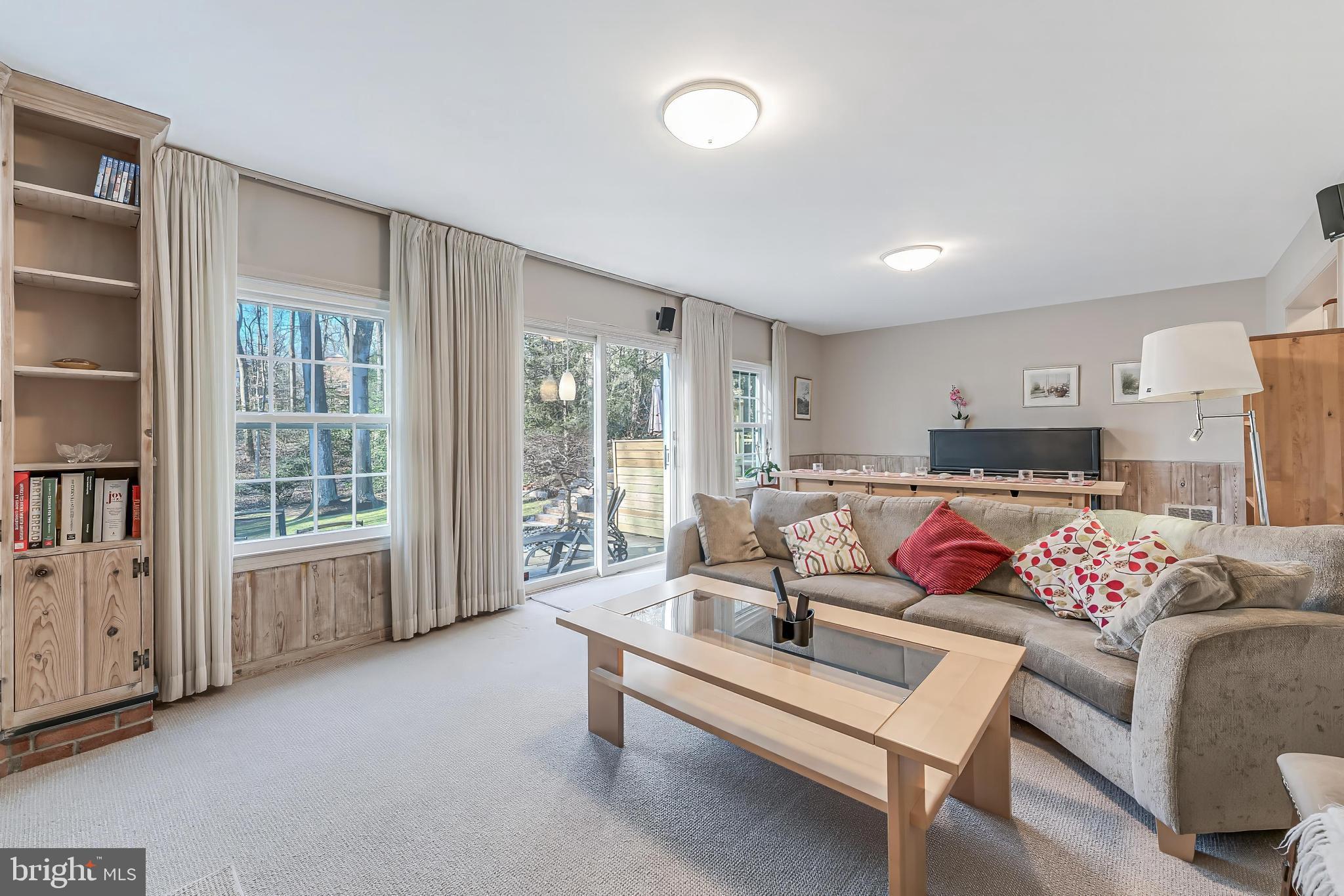 ASHLEIGH - Residential