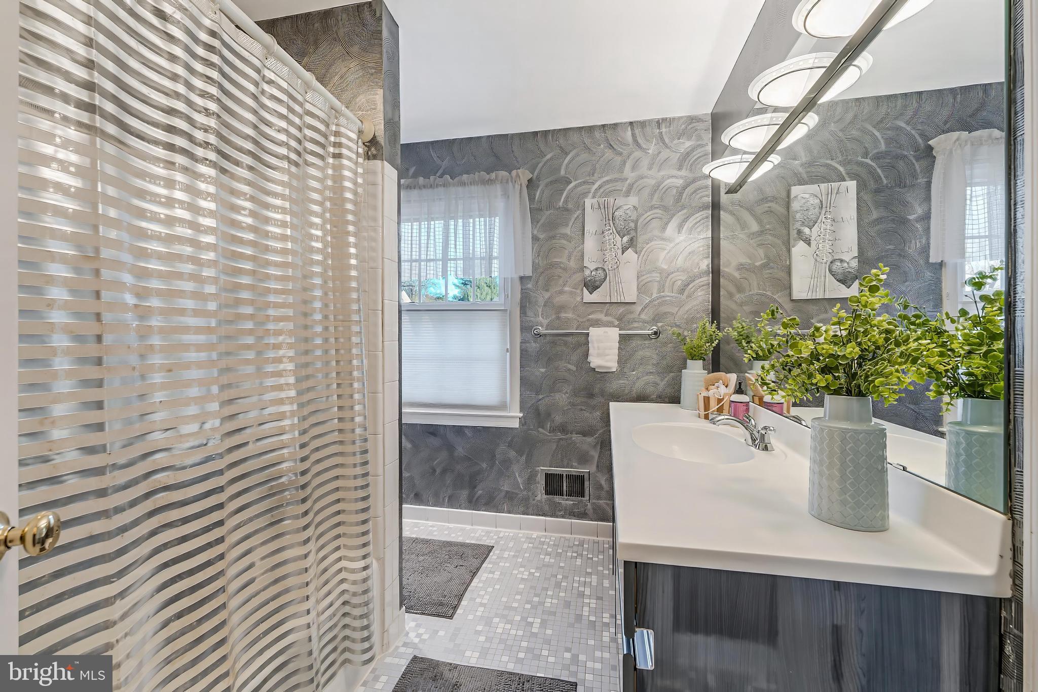 ASHLEIGH - Residential