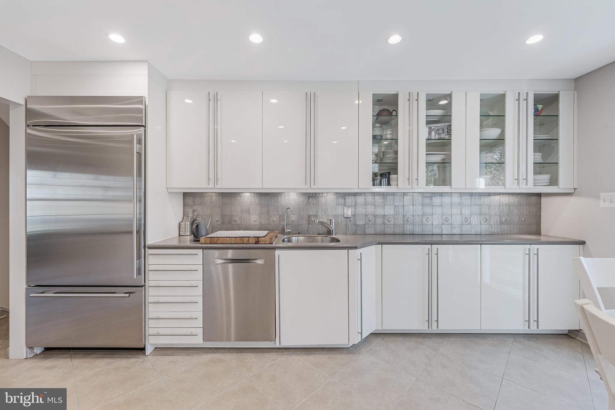 ASHLEIGH - Residential