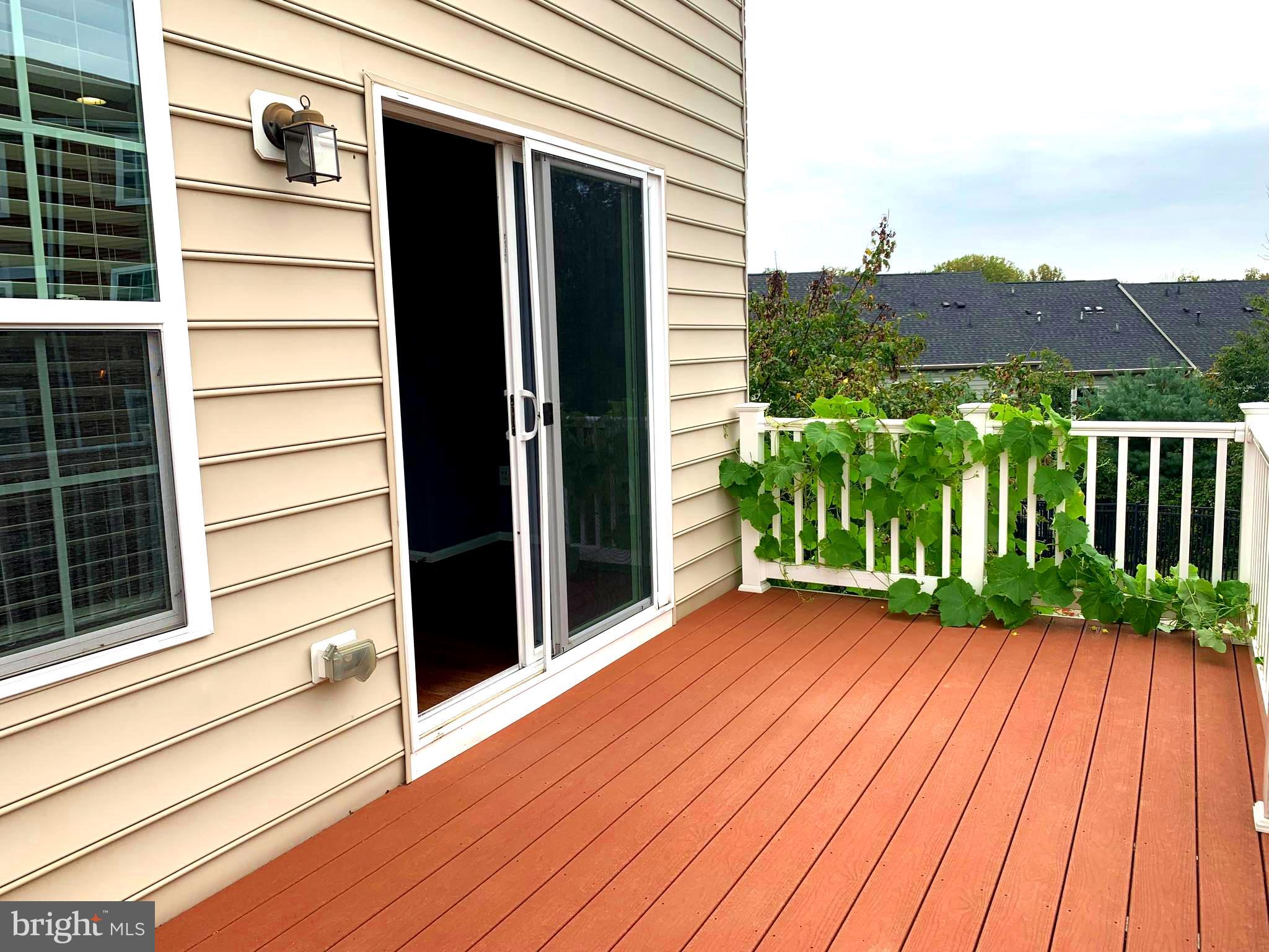 ELLICOTT CROSSING - Residential Lease