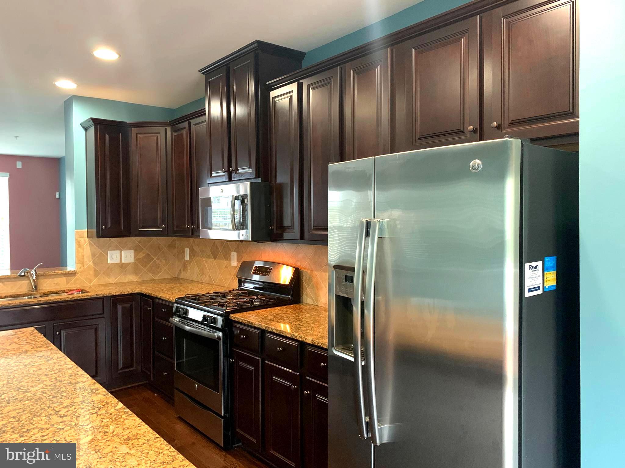 ELLICOTT CROSSING - Residential Lease