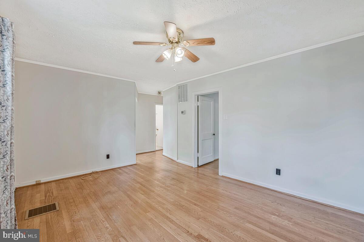 WEST LANHAM HILLS - Residential