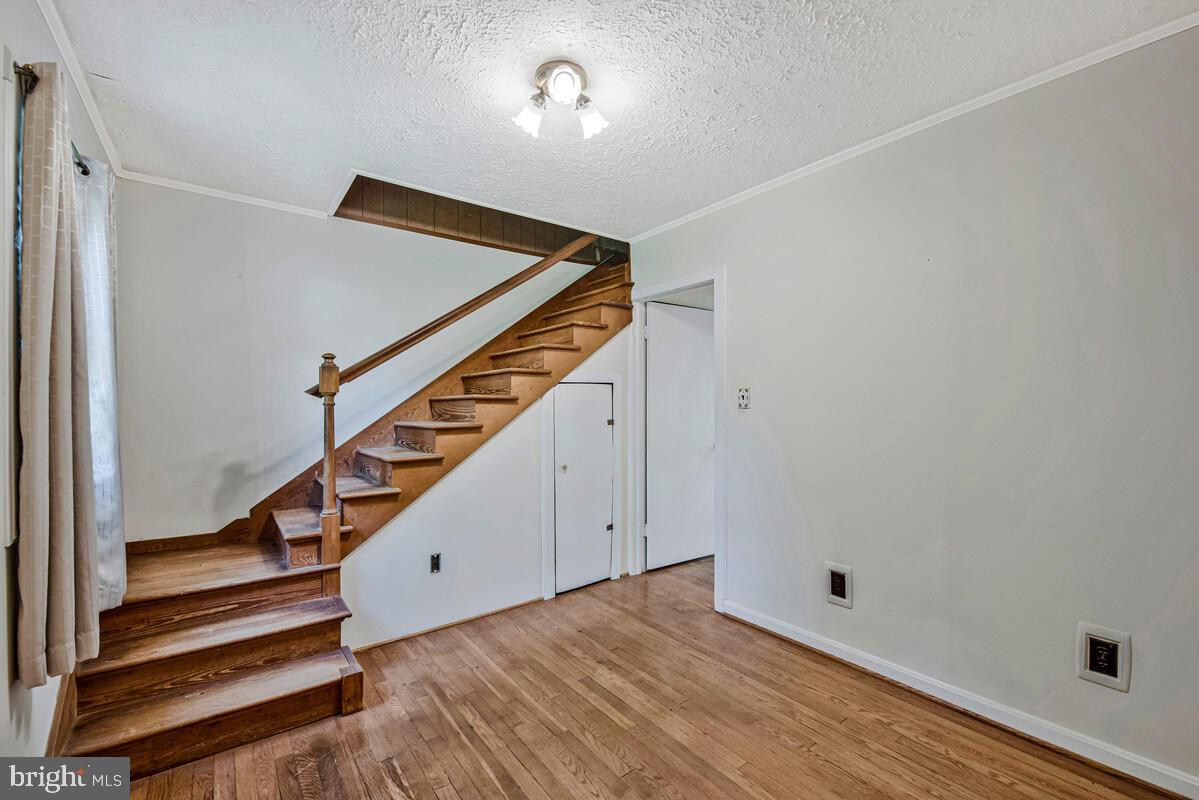 WEST LANHAM HILLS - Residential