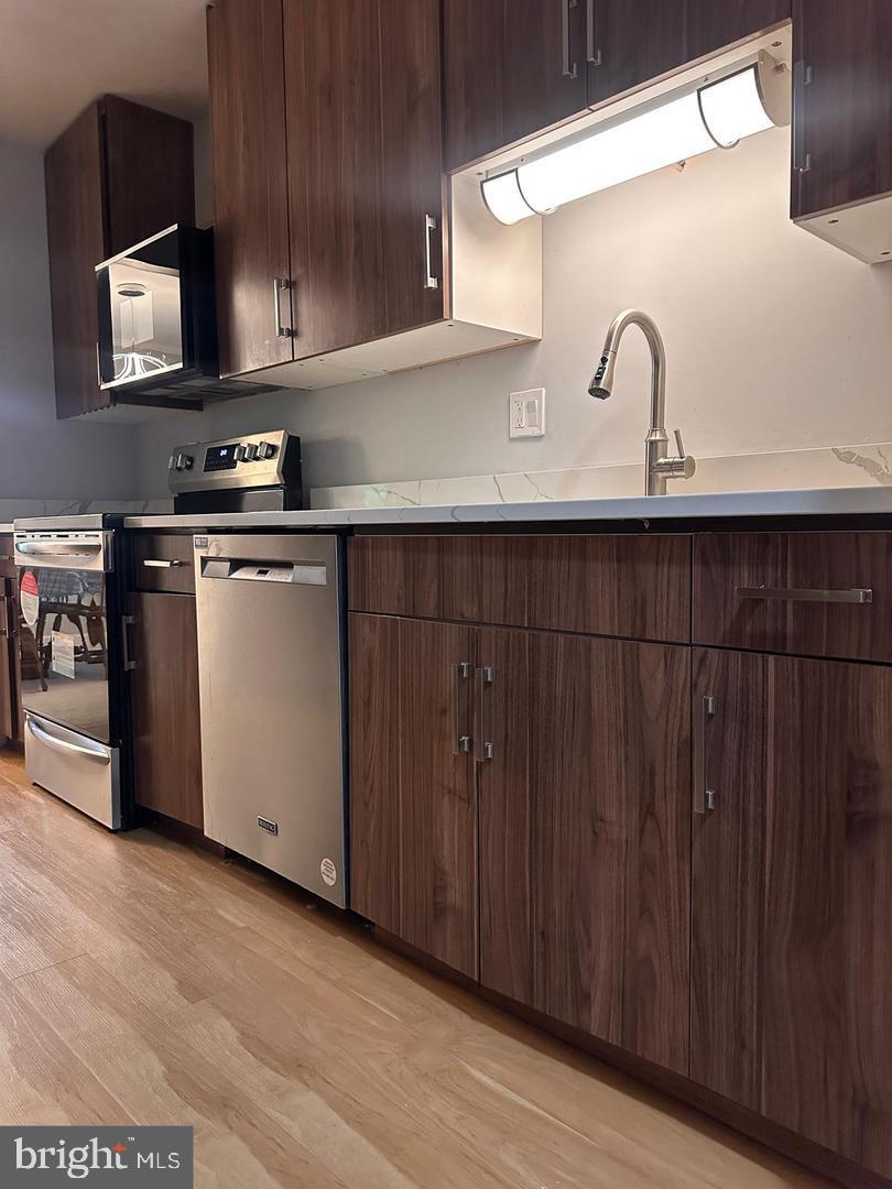 JEFFERSON MEWS - Residential