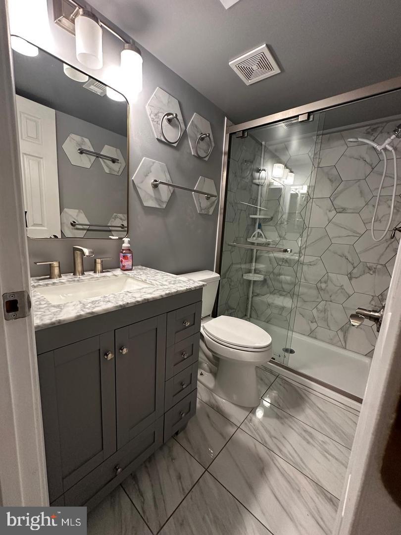 JEFFERSON MEWS - Residential