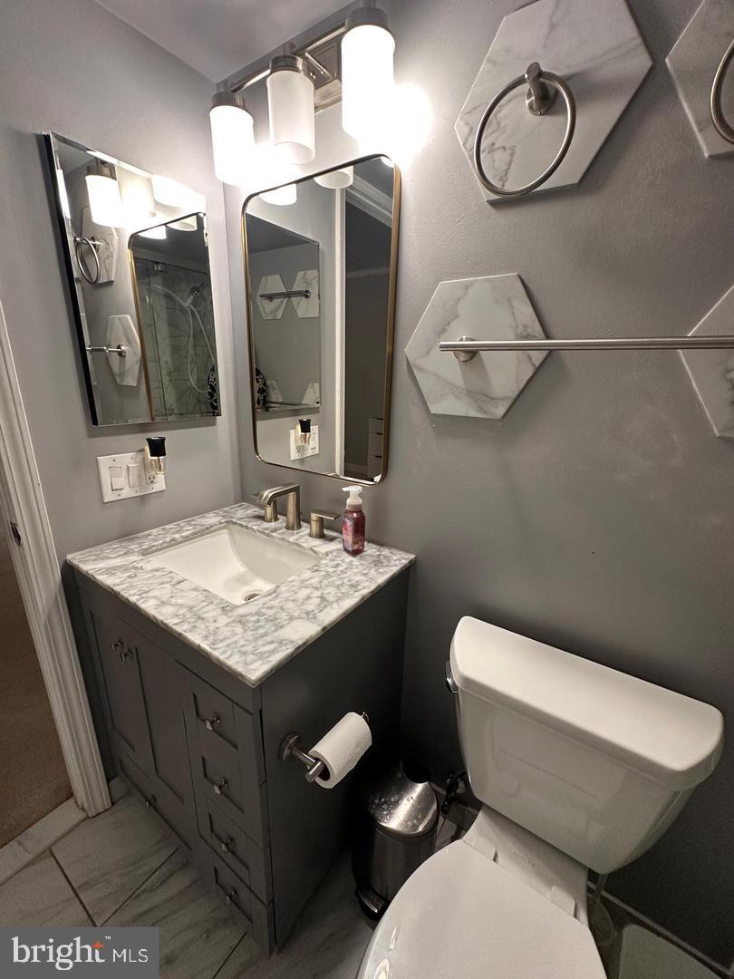 JEFFERSON MEWS - Residential