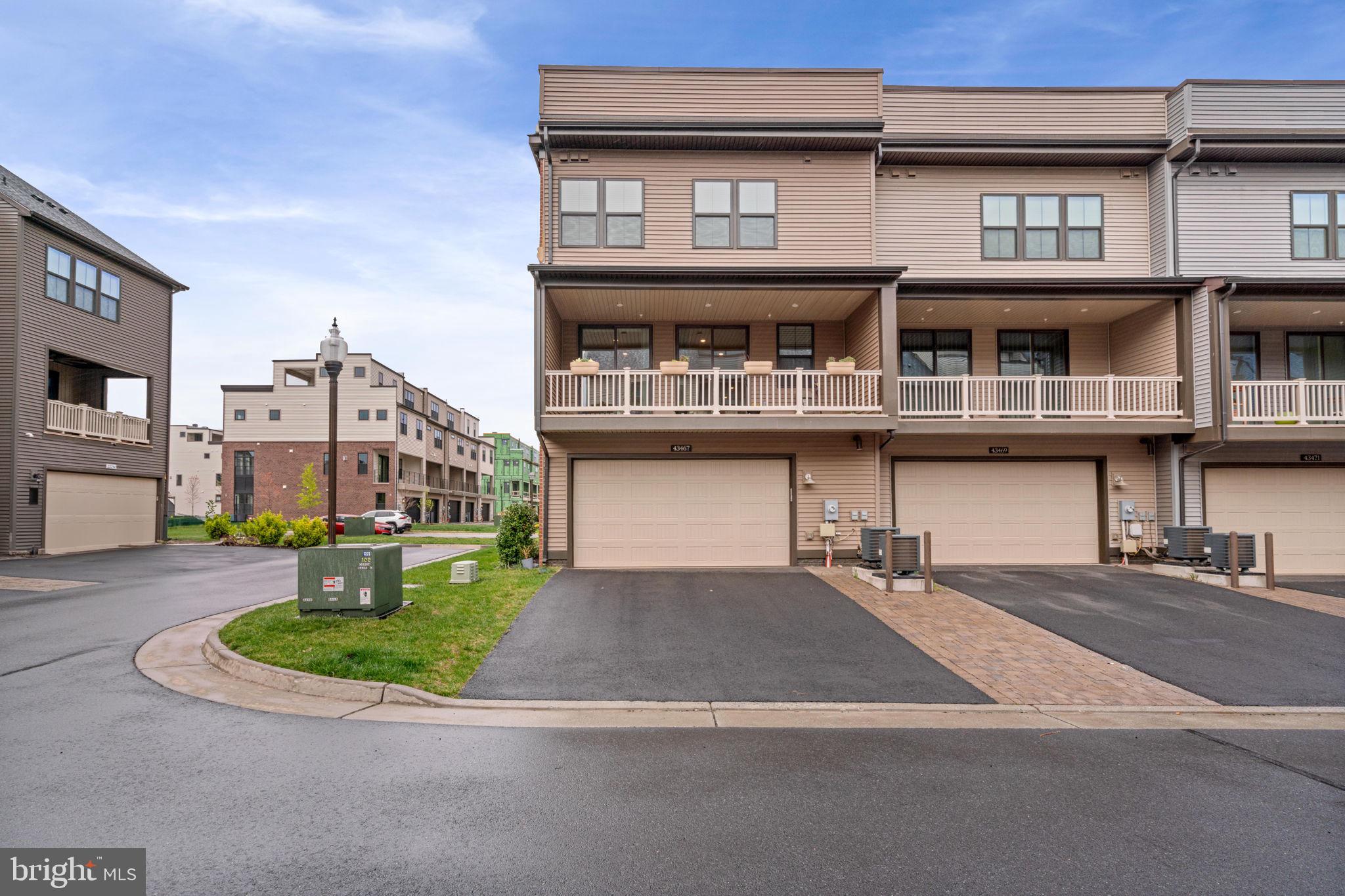 WESTMOORE AT MOOREFIELD - Residential Lease