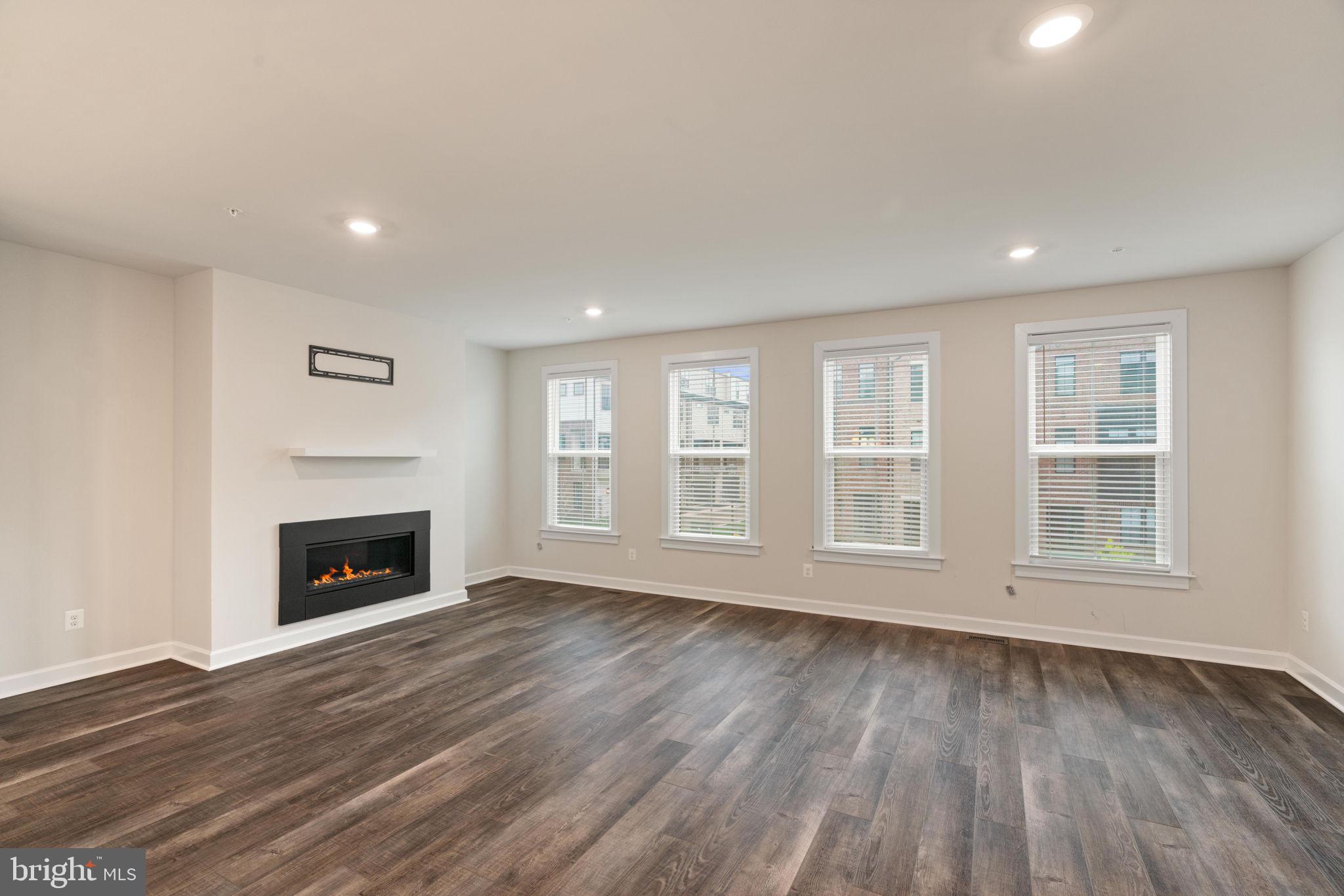 WESTMOORE AT MOOREFIELD - Residential Lease