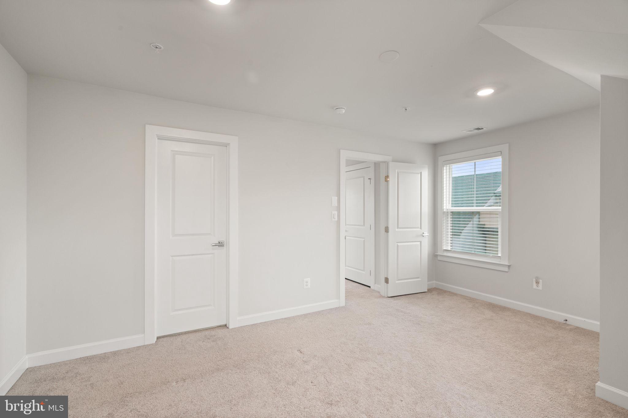 WESTMOORE AT MOOREFIELD - Residential Lease