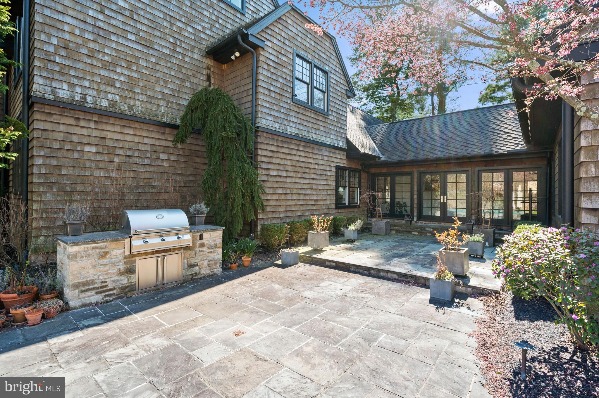 BRYN MAWR - Residential