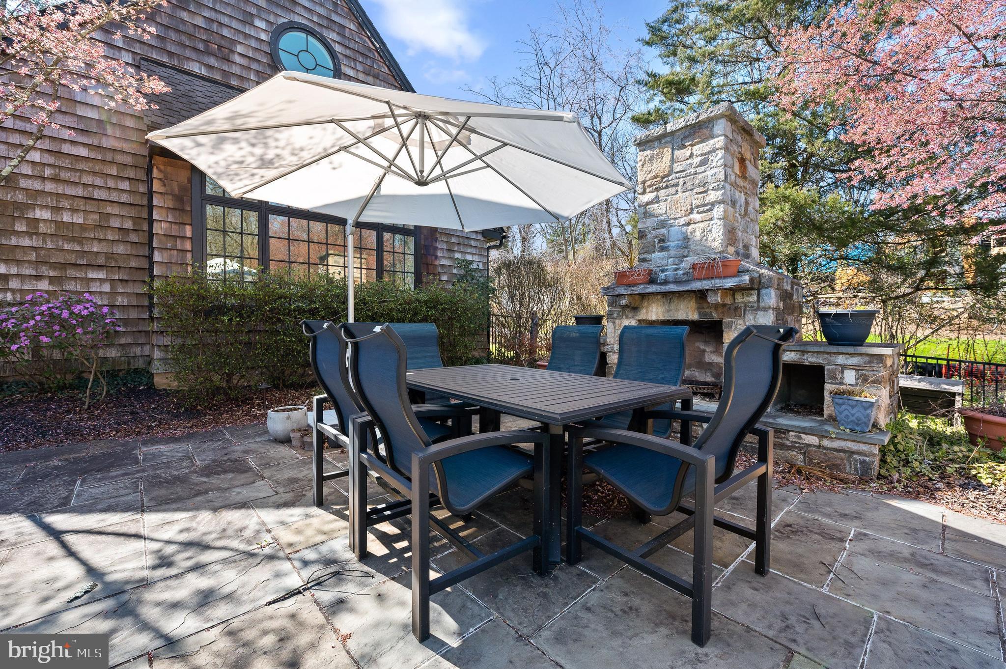 BRYN MAWR - Residential