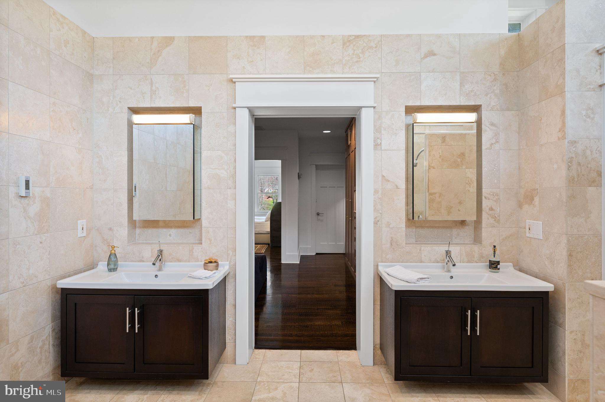 BRYN MAWR - Residential