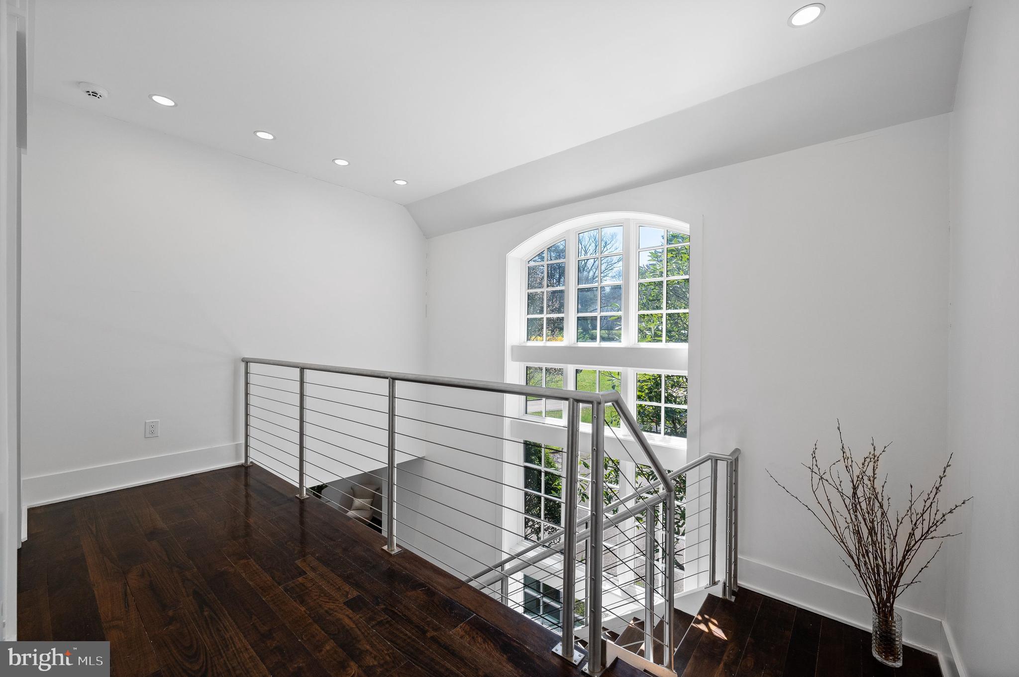 BRYN MAWR - Residential