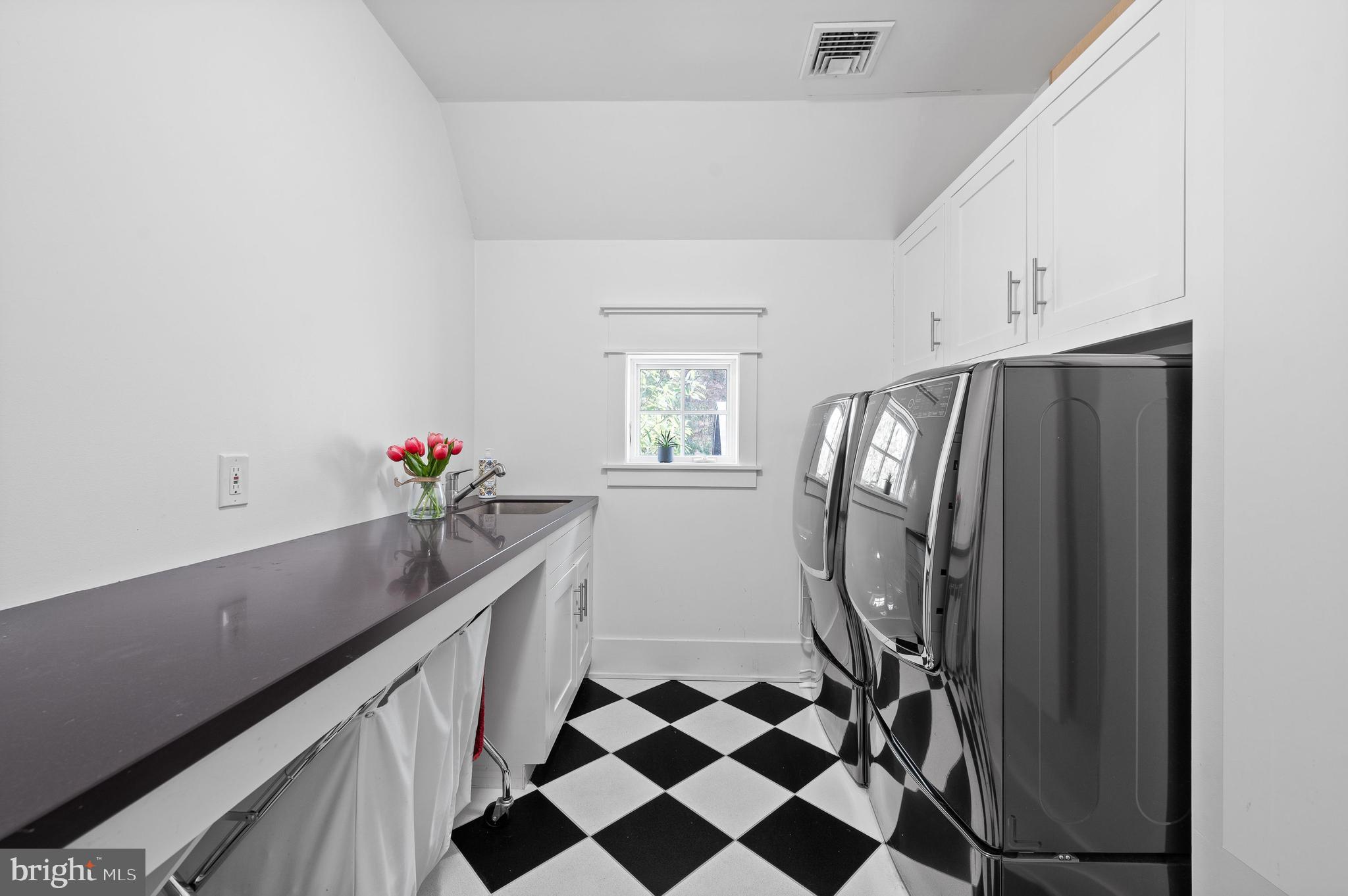 BRYN MAWR - Residential