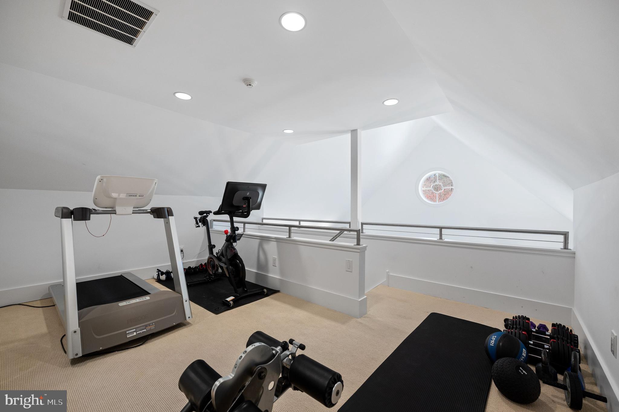 BRYN MAWR - Residential