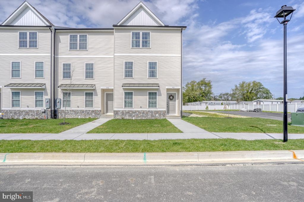 Photo of 234 Rojan Road #13, DOVER, DE 19901 (MLS # DEKT2037068)