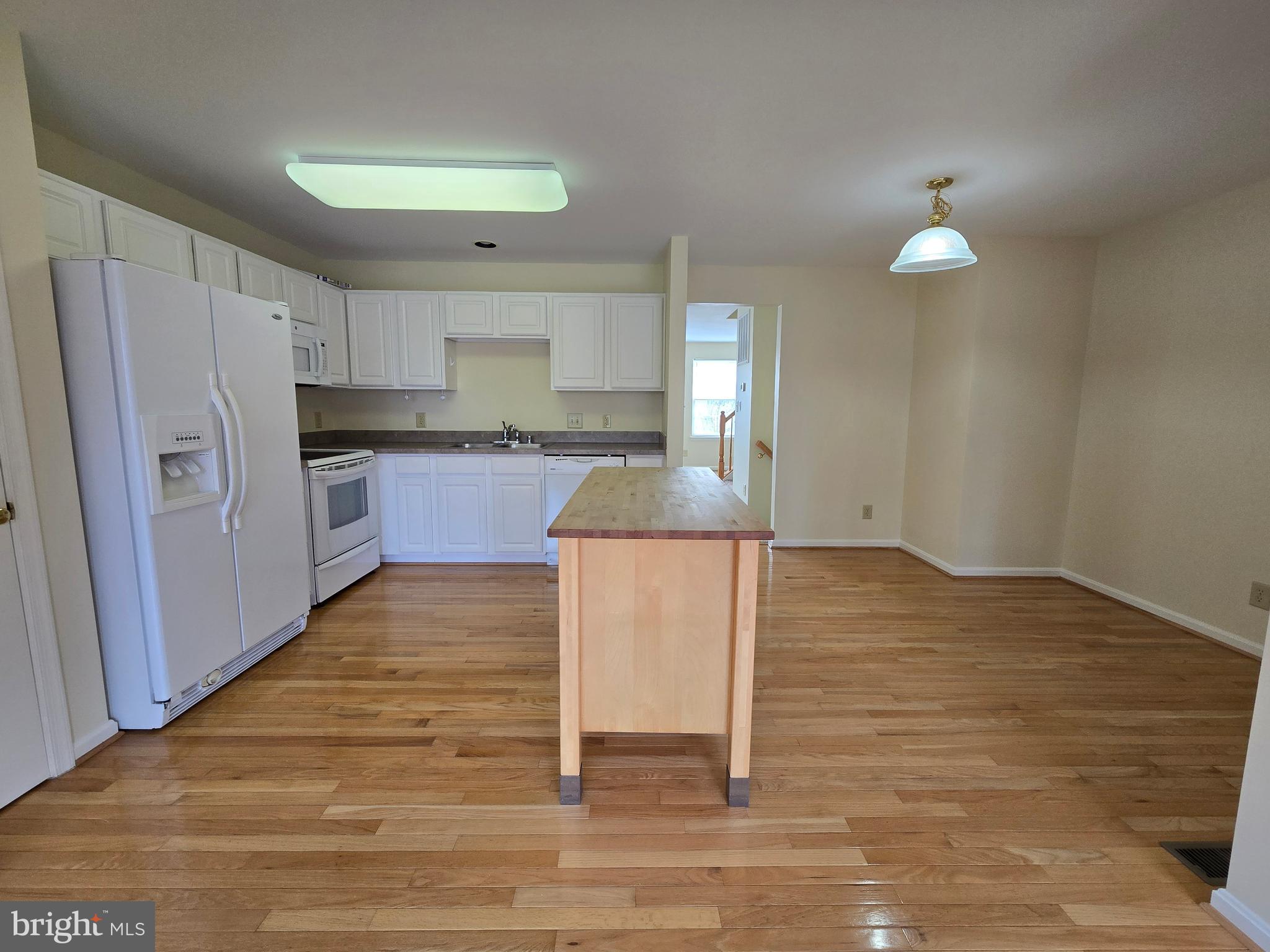 SALEM FIELDS - Residential