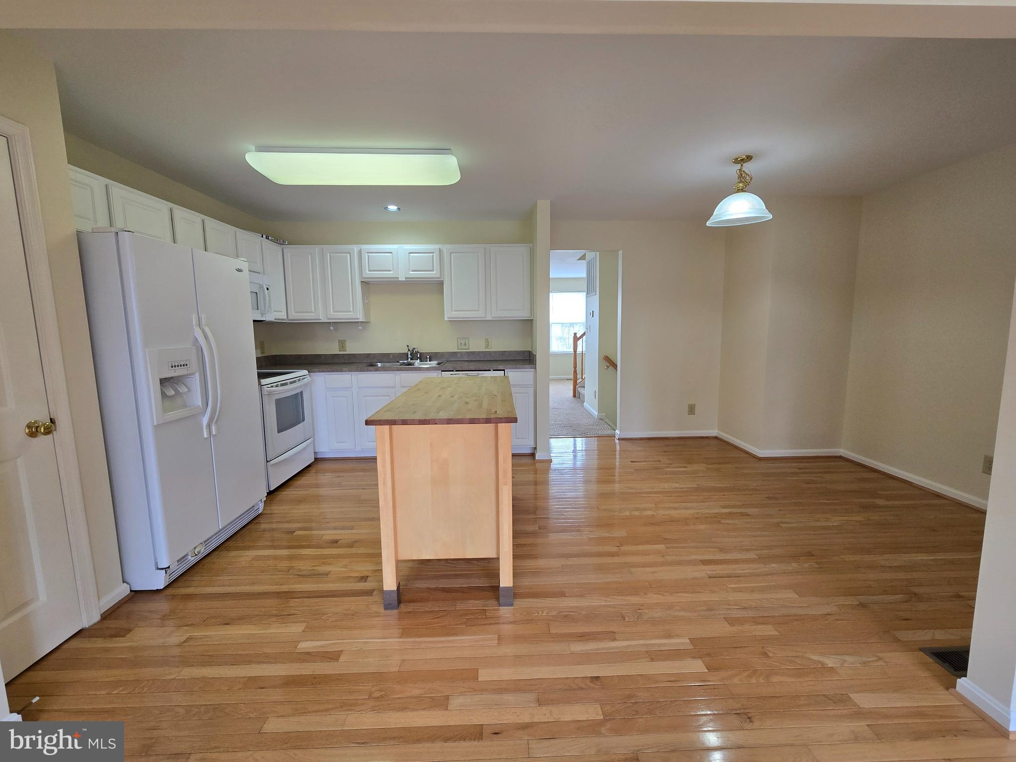 SALEM FIELDS - Residential