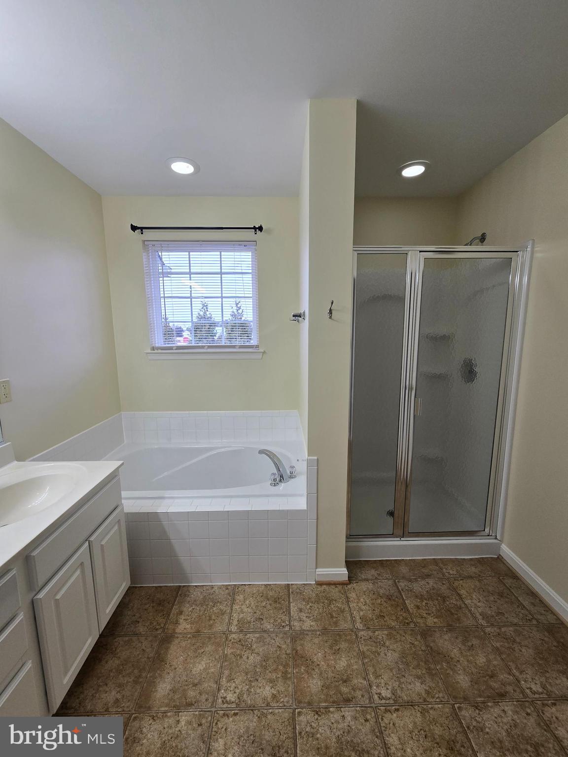 SALEM FIELDS - Residential