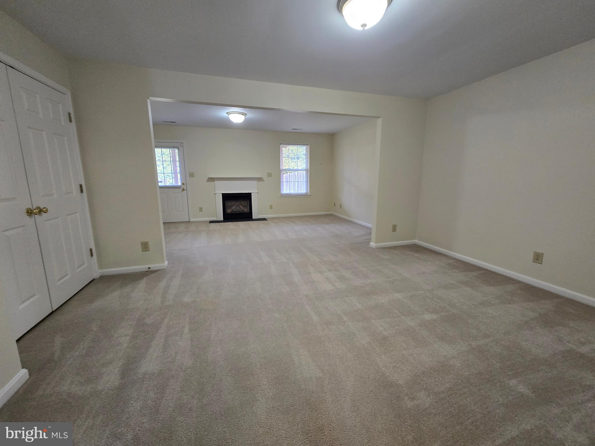 SALEM FIELDS - Residential