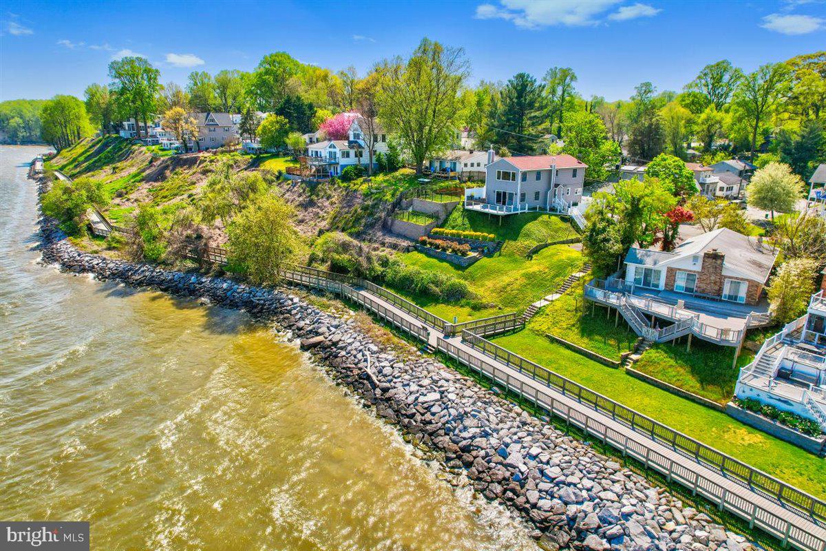 NORTH CHESAPEAKE BEACH - Residential Lease